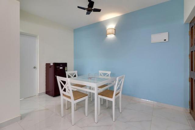 Luxury 2Bhk Apartment Near Calangute Baga Beach With Pool Zewnętrze zdjęcie