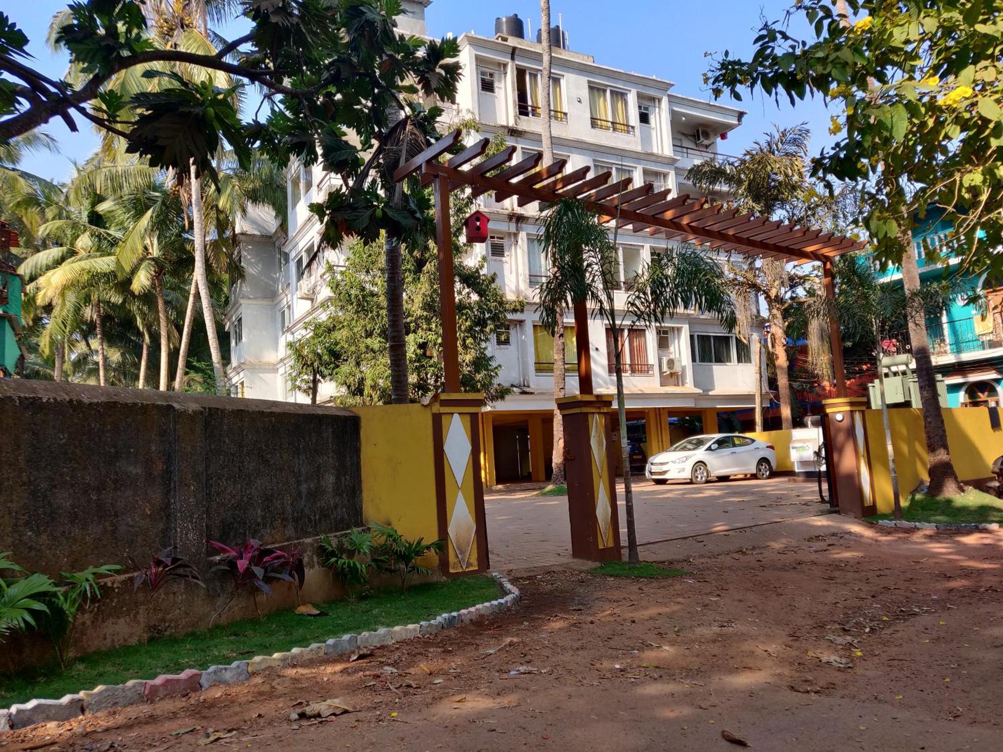 Luxury 2Bhk Apartment Near Calangute Baga Beach With Pool Zewnętrze zdjęcie