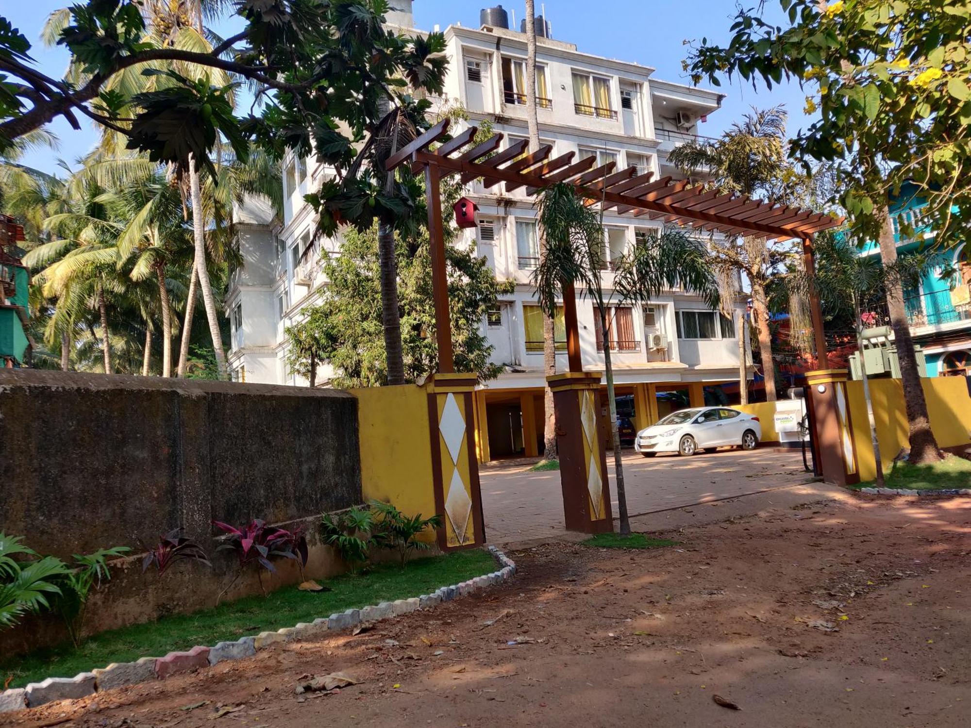 Luxury 2Bhk Apartment Near Calangute Baga Beach With Pool Zewnętrze zdjęcie